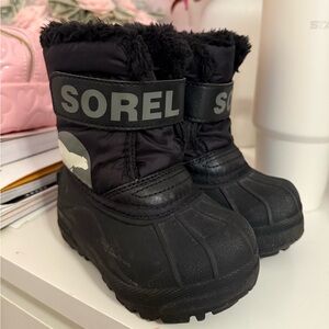 Sorel Black Snow Commander baby 7